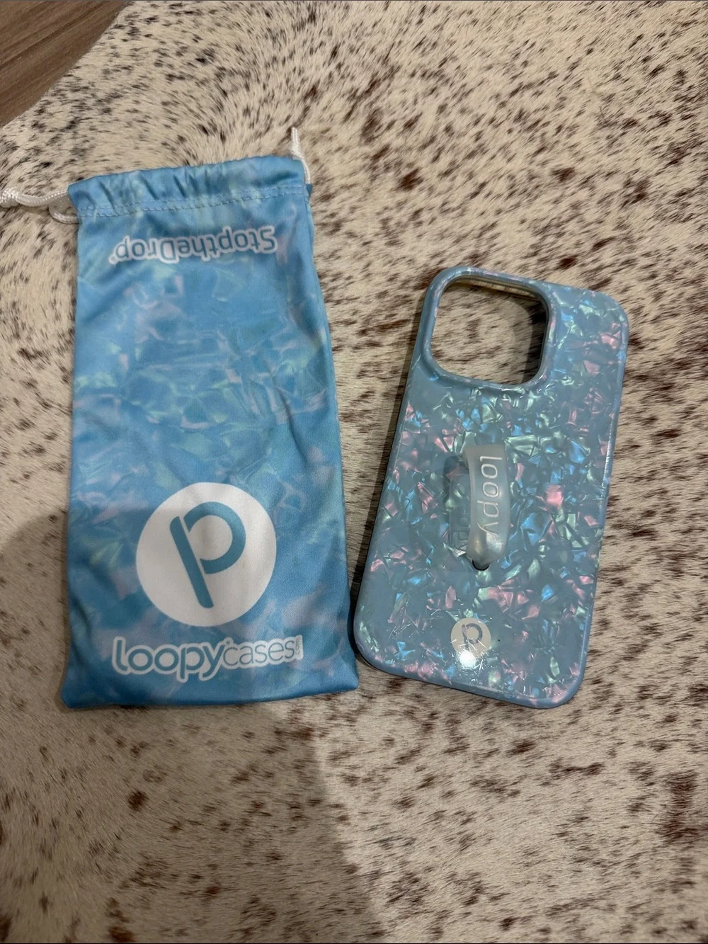 Loopy Case Blue Iridescent Phone Case with Loop Grip